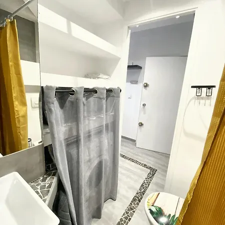 Apartmán Moderne A Cap D'agde - 15 M² - Proche Des Plages *