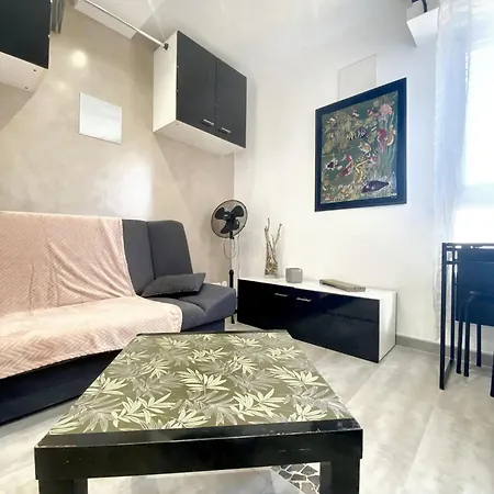 Apartmán Moderne A Cap D'agde - 15 M² - Proche Des Plages *