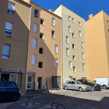 Moderne A Cap D'agde - 15 M² - Proche Des Plages * Agde