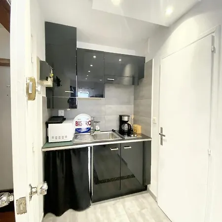 Apartment Moderne A Cap D'agde - 15 M² - Proche Des Plages