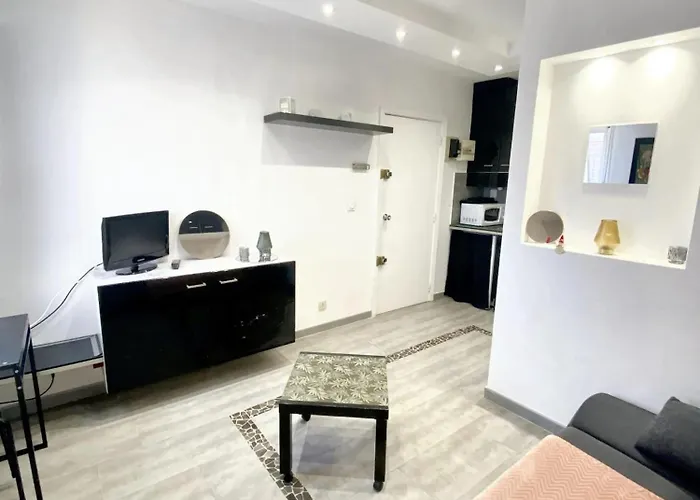 Moderne A Cap D'agde - 15 M² - Proche Des Plages