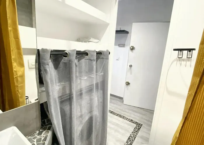 Apartman Moderne A Cap D'agde - 15 M² - Proche Des Plages *