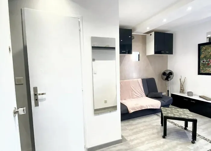 Moderne A Cap D'agde - 15 M² - Proche Des Plages Agde